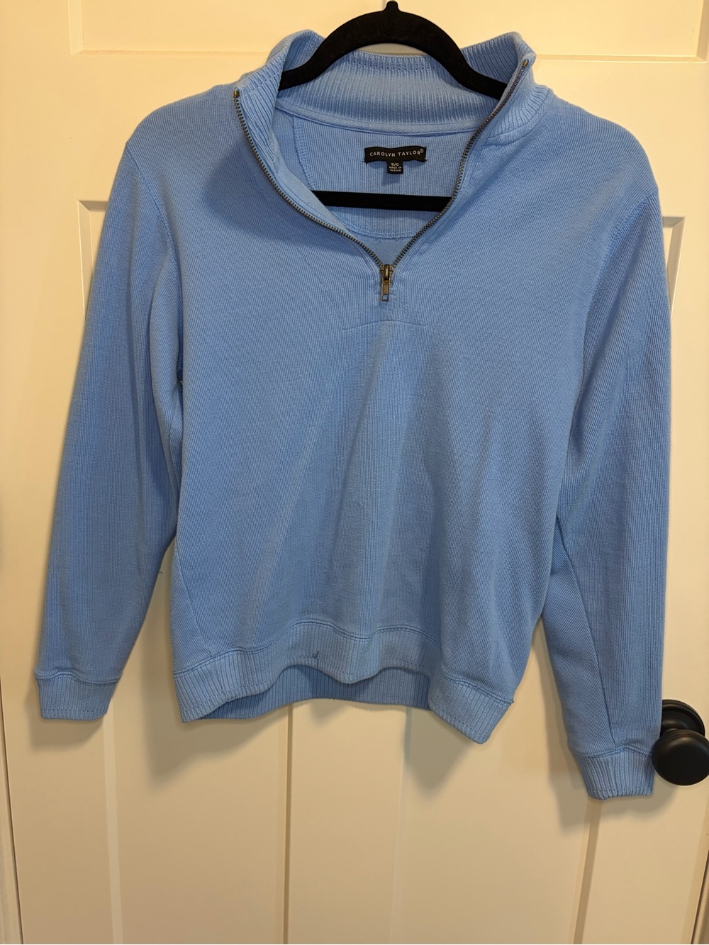 Carolyn Taylor Women’s Light Blue Quarter-Zip Sweater